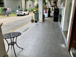 Flanders Square (D8), Retail #570628961